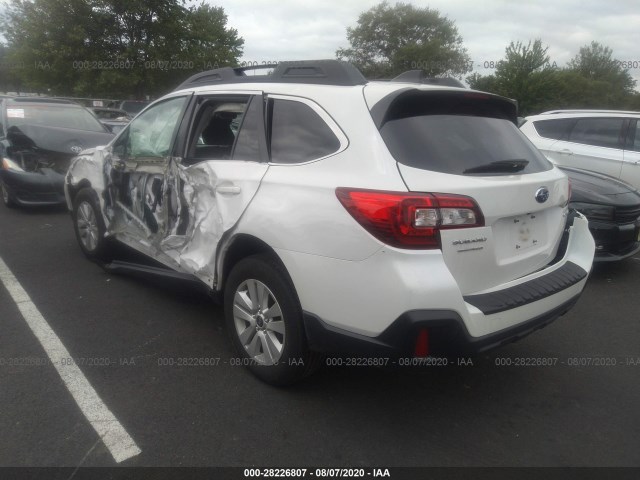 Photo 2 VIN: 4S4BSAFC7K3247068 - SUBARU OUTBACK 