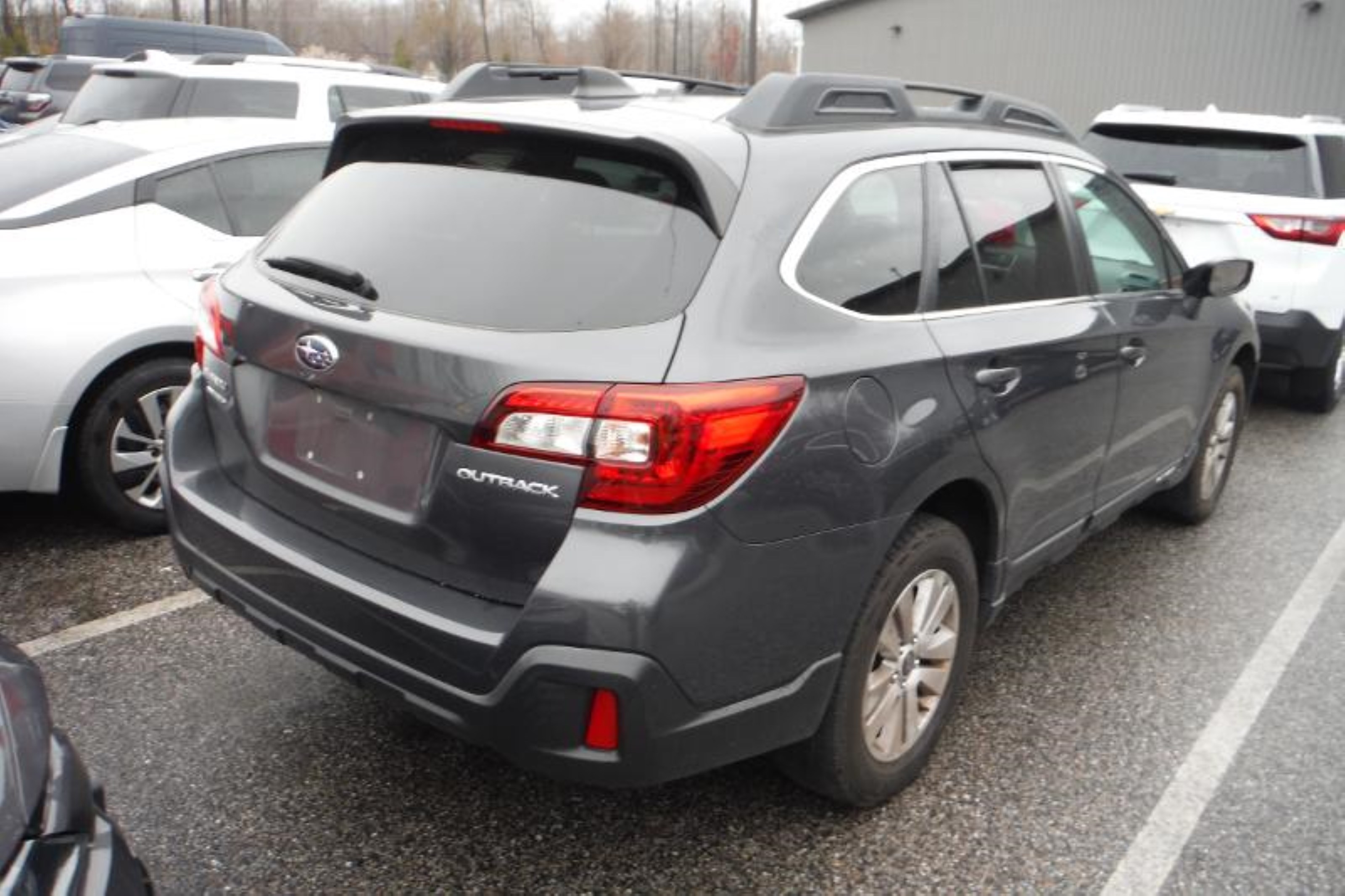 Photo 18 VIN: 4S4BSAFC7K3258619 - SUBARU OUTBACK 