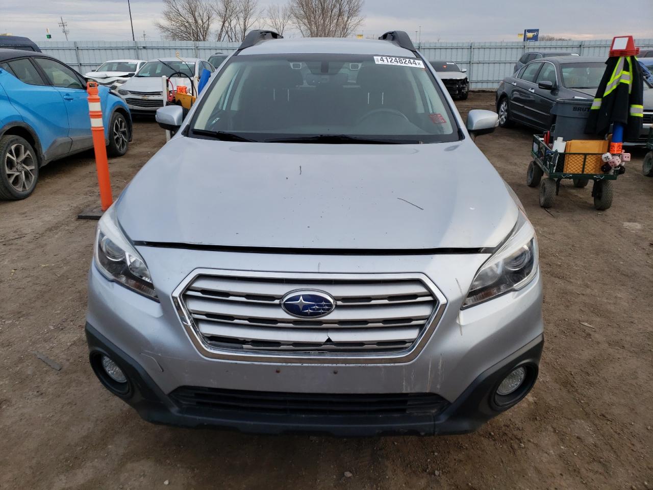 Photo 4 VIN: 4S4BSAFC8H3379300 - SUBARU OUTBACK 