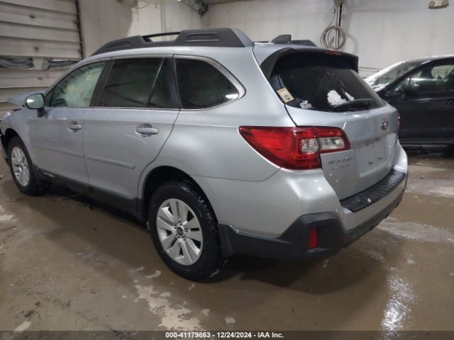 Photo 2 VIN: 4S4BSAFC8J3269188 - SUBARU OUTBACK 