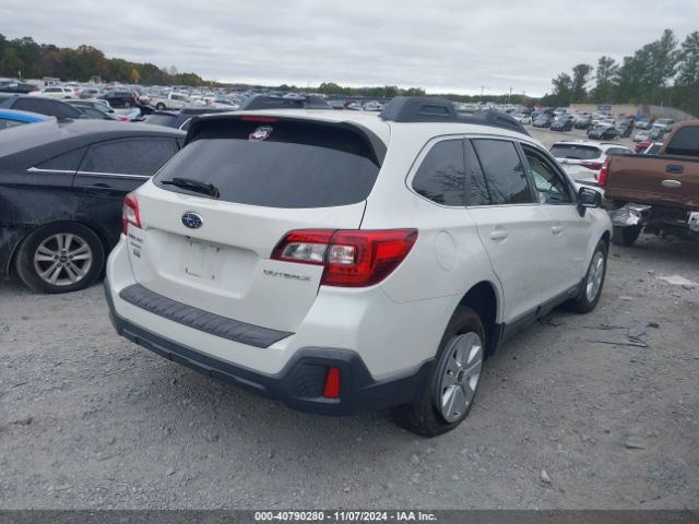 Photo 3 VIN: 4S4BSAFC8J3301685 - SUBARU OUTBACK 