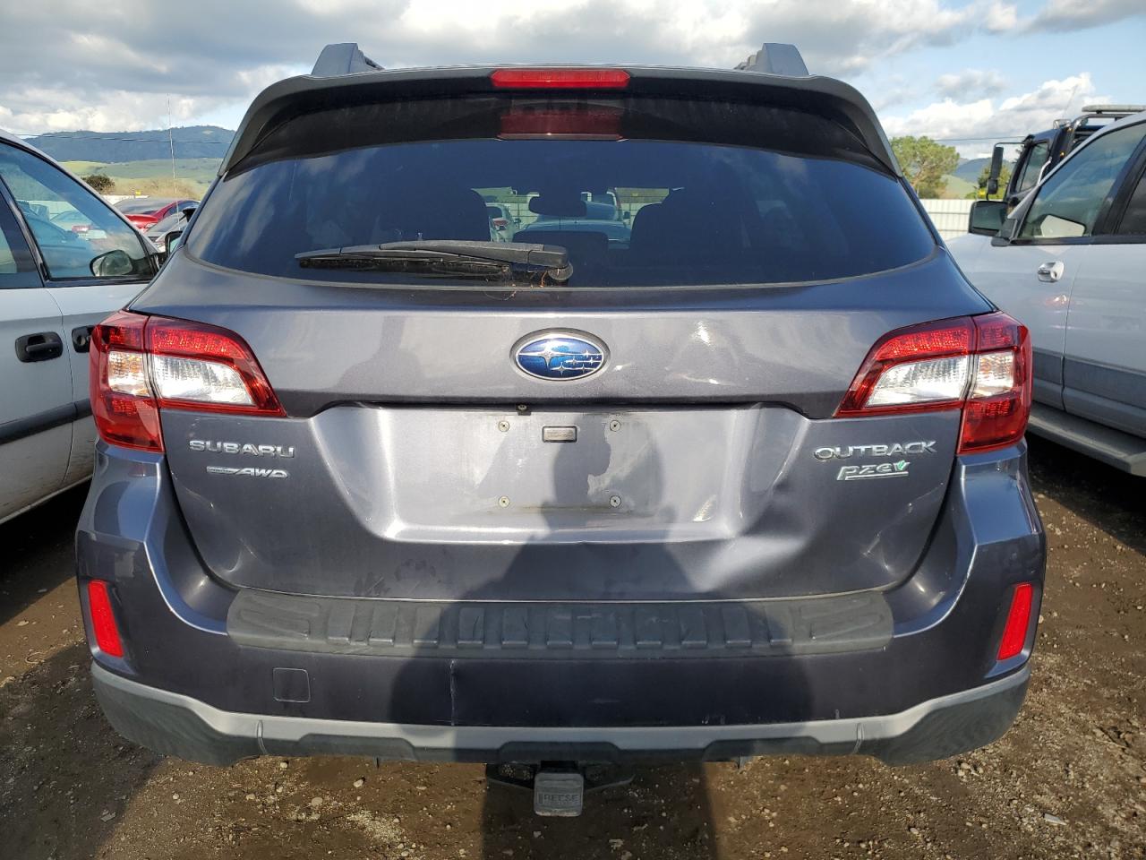 Photo 5 VIN: 4S4BSAFC9F3345413 - SUBARU OUTBACK 