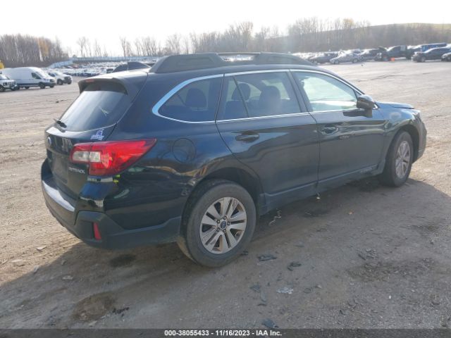 Photo 3 VIN: 4S4BSAFCXK3307599 - SUBARU OUTBACK 