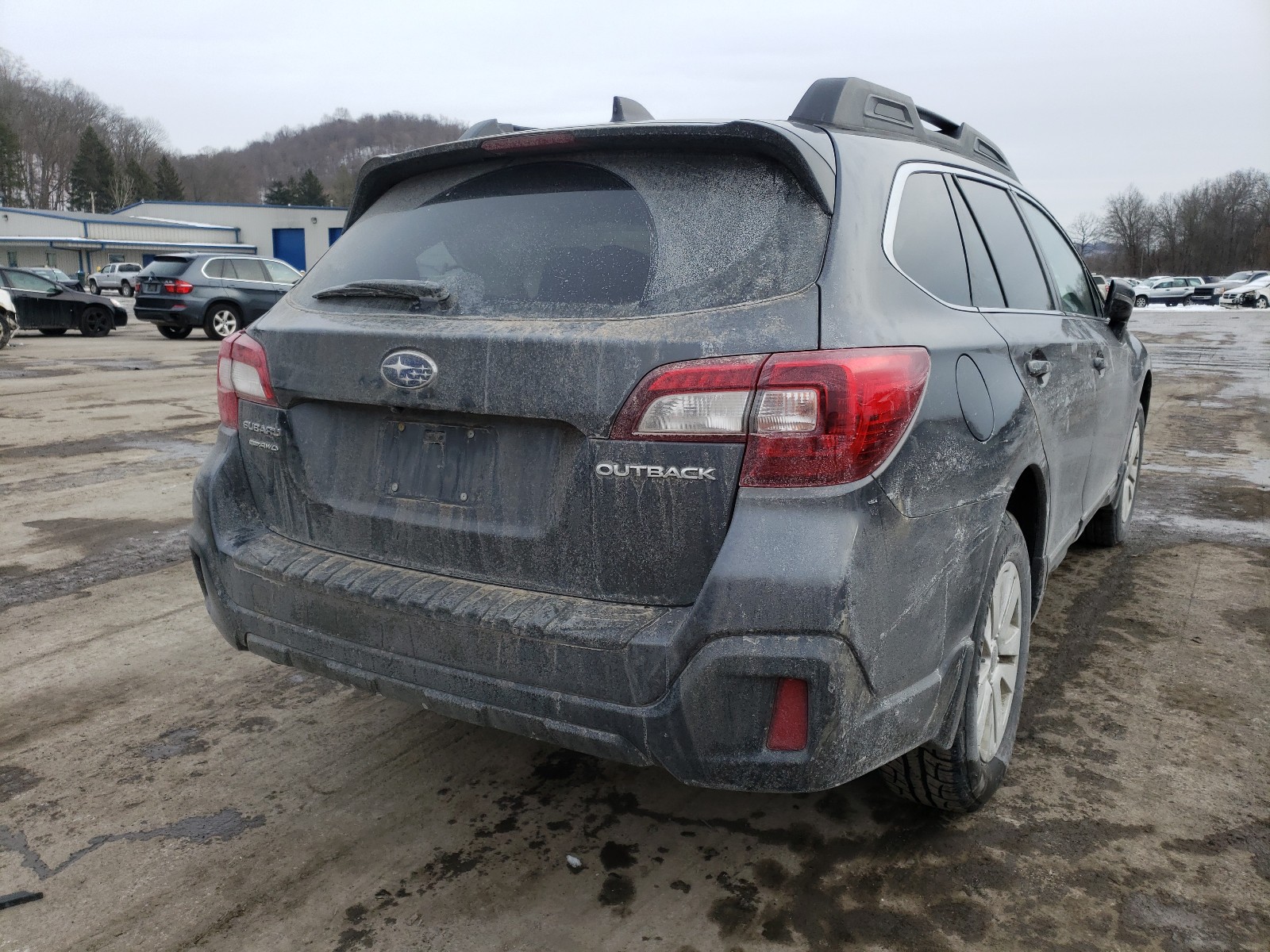 Photo 3 VIN: 4S4BSAHC1K3265563 - SUBARU OUTBACK 