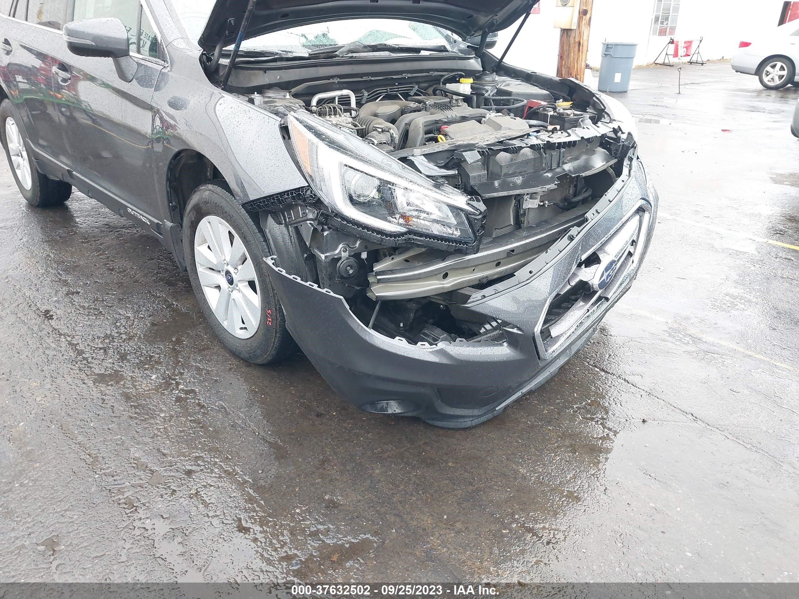 Photo 5 VIN: 4S4BSAHC4K3358643 - SUBARU OUTBACK 