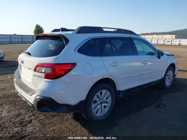 Photo 3 VIN: 4S4BSAHC5J3239823 - SUBARU OUTBACK 