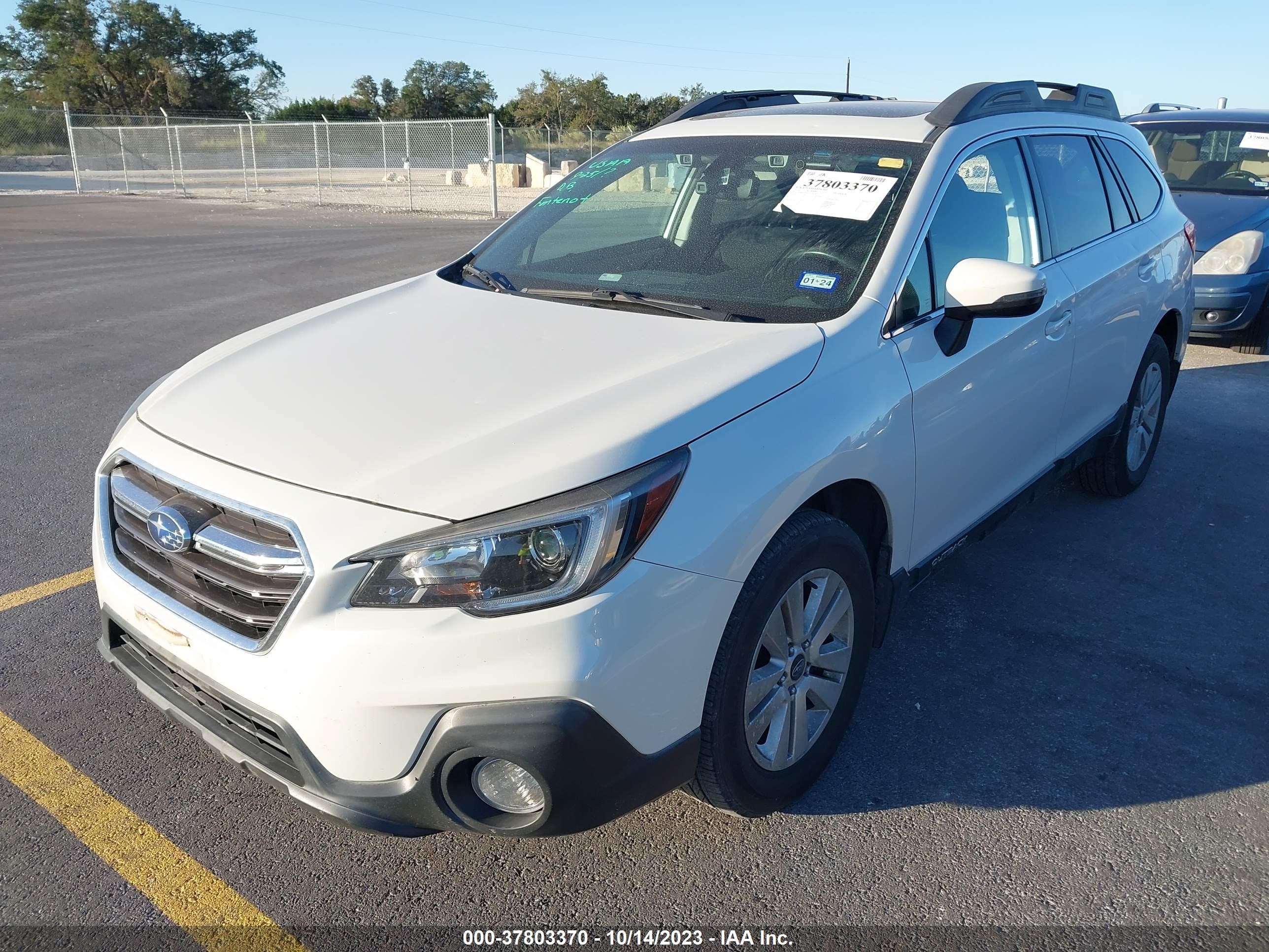 Photo 1 VIN: 4S4BSAHC6J3218558 - SUBARU OUTBACK 