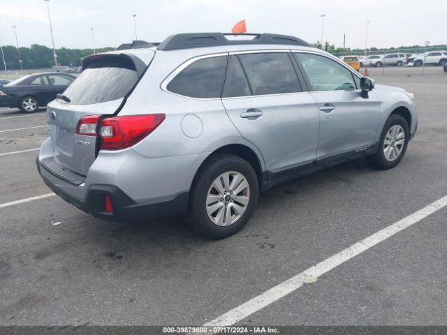 Photo 3 VIN: 4S4BSAHC7J3368047 - SUBARU OUTBACK 