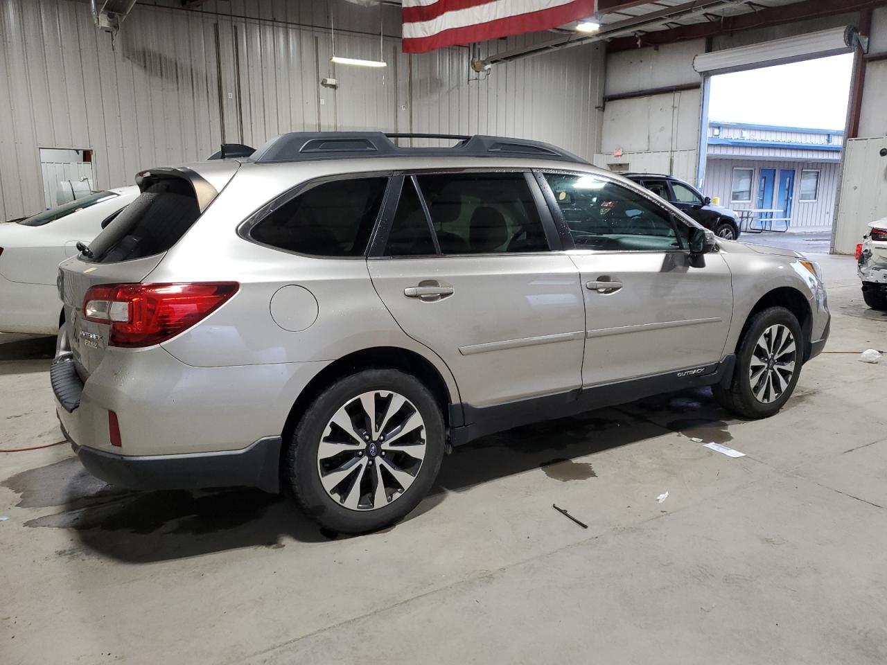 Photo 2 VIN: 4S4BSAJC6G3345541 - SUBARU OUTBACK 