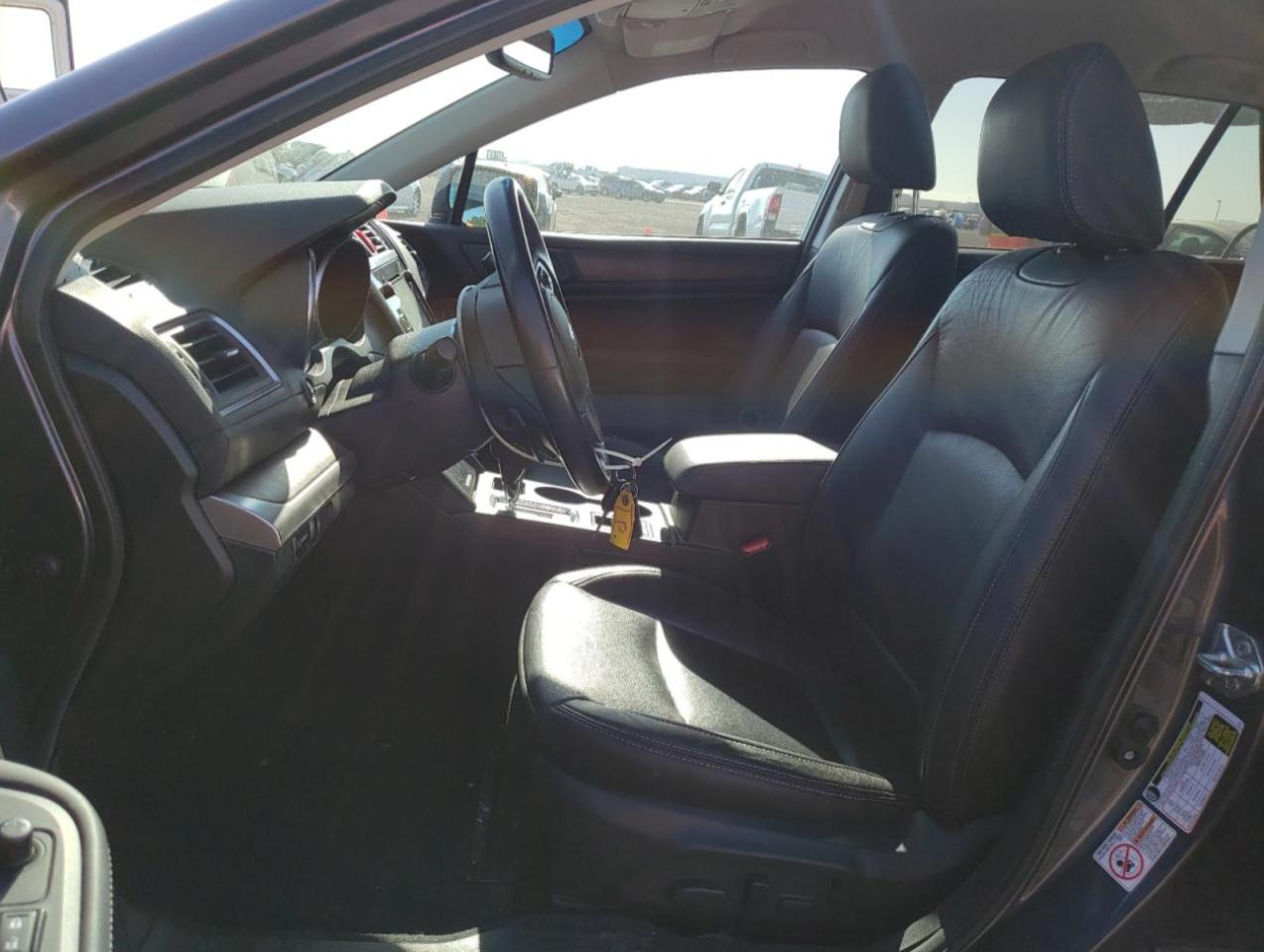 Photo 6 VIN: 4S4BSAJC9F3332748 - SUBARU OUTBACK 