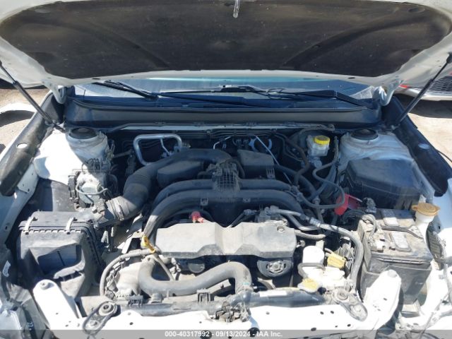 Photo 9 VIN: 4S4BSAKC0J3335724 - SUBARU OUTBACK 