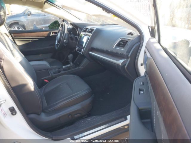 Photo 4 VIN: 4S4BSAKC7J3388341 - SUBARU OUTBACK 