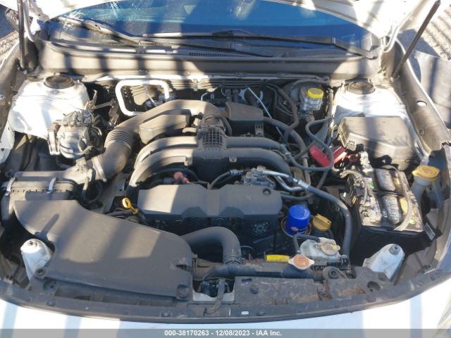 Photo 9 VIN: 4S4BSAKC7J3388341 - SUBARU OUTBACK 