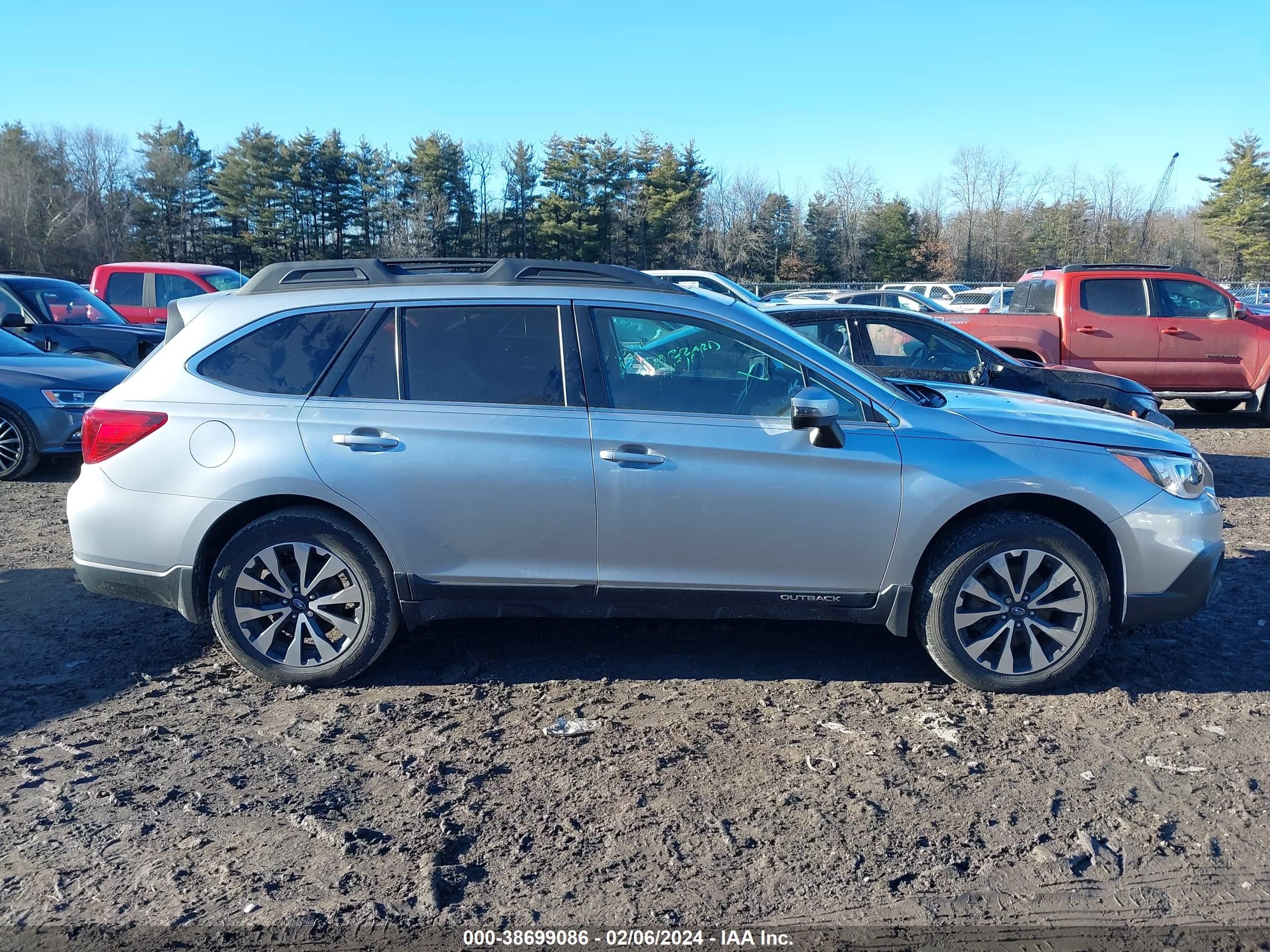 Photo 10 VIN: 4S4BSANC0H3267785 - SUBARU OUTBACK 