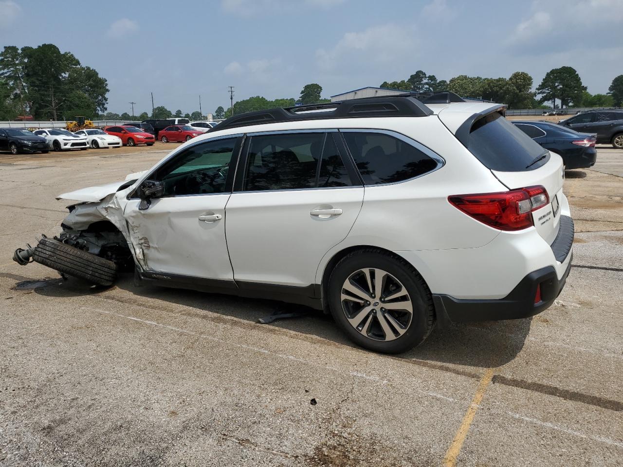 Photo 1 VIN: 4S4BSANC1J3219525 - SUBARU OUTBACK 