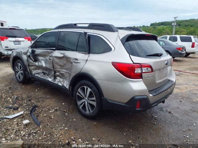 Photo 2 VIN: 4S4BSANC1J3383423 - SUBARU OUTBACK 