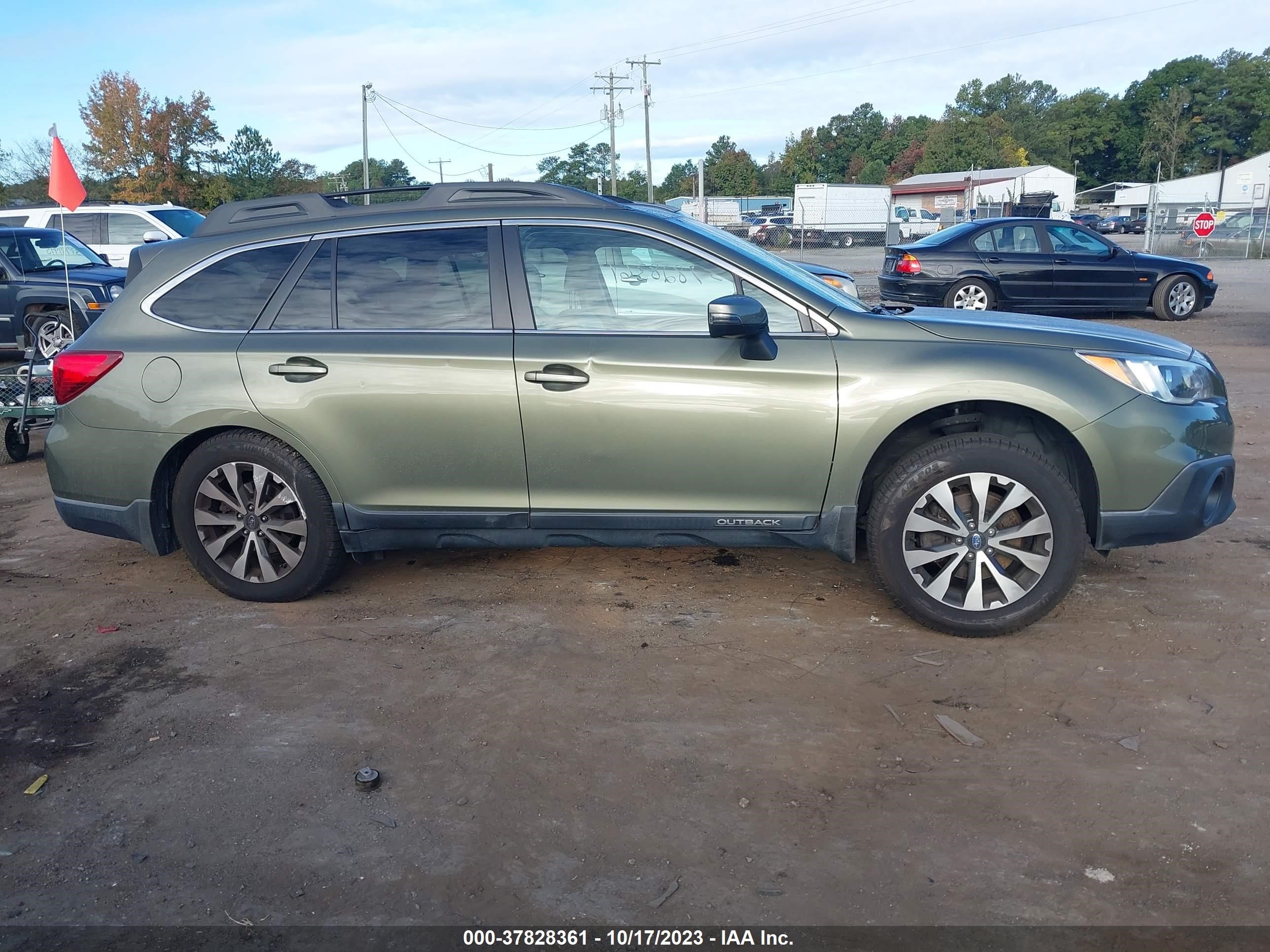 Photo 12 VIN: 4S4BSANC2H3224050 - SUBARU OUTBACK 