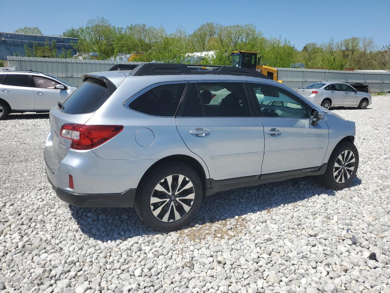 Photo 2 VIN: 4S4BSANC2H3236022 - SUBARU OUTBACK 