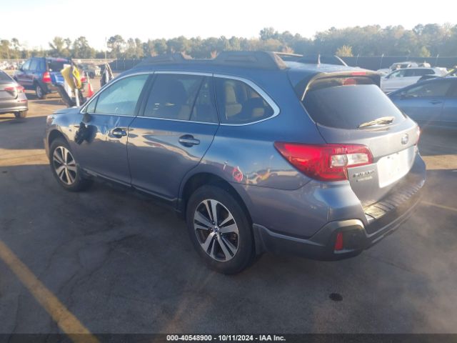 Photo 2 VIN: 4S4BSANC2J3277370 - SUBARU OUTBACK 