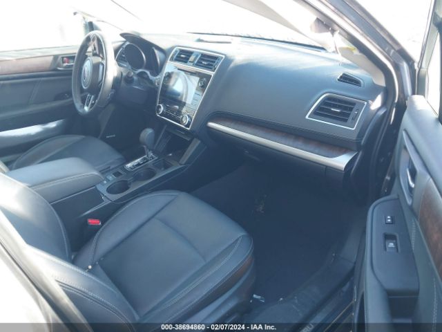 Photo 4 VIN: 4S4BSANC2J3280138 - SUBARU OUTBACK 