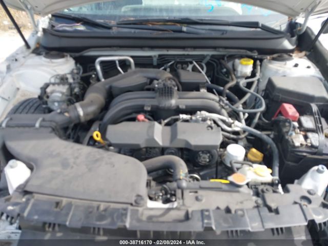 Photo 9 VIN: 4S4BSANC2K3205389 - SUBARU OUTBACK 