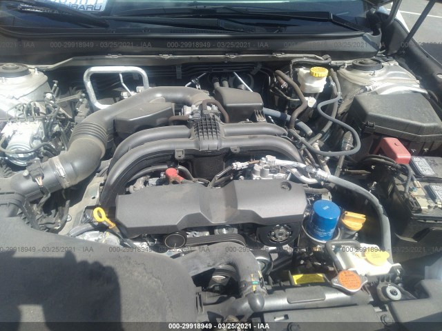 Photo 9 VIN: 4S4BSANC2K3239932 - SUBARU OUTBACK 