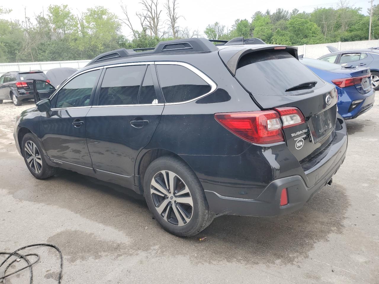 Photo 1 VIN: 4S4BSANC2K3376563 - SUBARU OUTBACK 