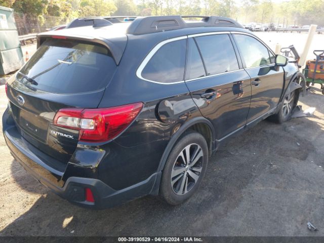 Photo 3 VIN: 4S4BSANC3J3211300 - SUBARU OUTBACK 