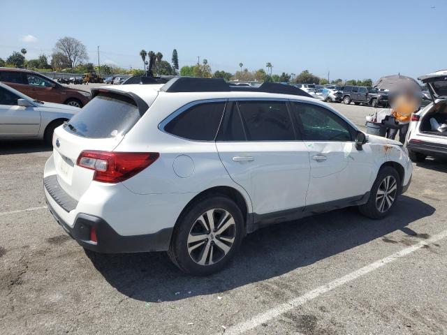 Photo 2 VIN: 4S4BSANC3J3214732 - SUBARU OUTBACK 