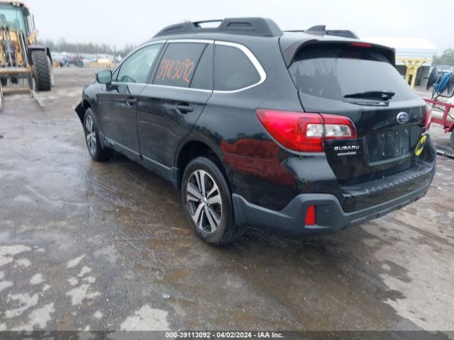 Photo 2 VIN: 4S4BSANC3J3242627 - SUBARU OUTBACK 