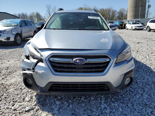 Photo 4 VIN: 4S4BSANC3J3313647 - SUBARU OUTBACK 