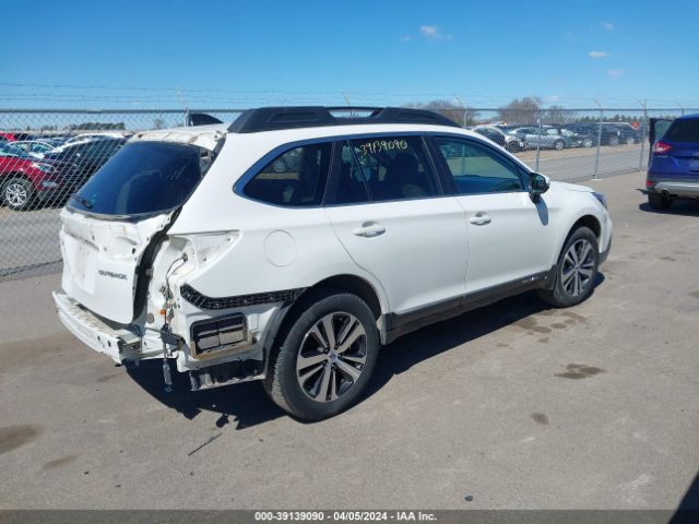 Photo 3 VIN: 4S4BSANC3J3336779 - SUBARU OUTBACK 