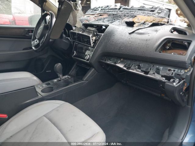 Photo 4 VIN: 4S4BSANC3K3303668 - SUBARU OUTBACK 