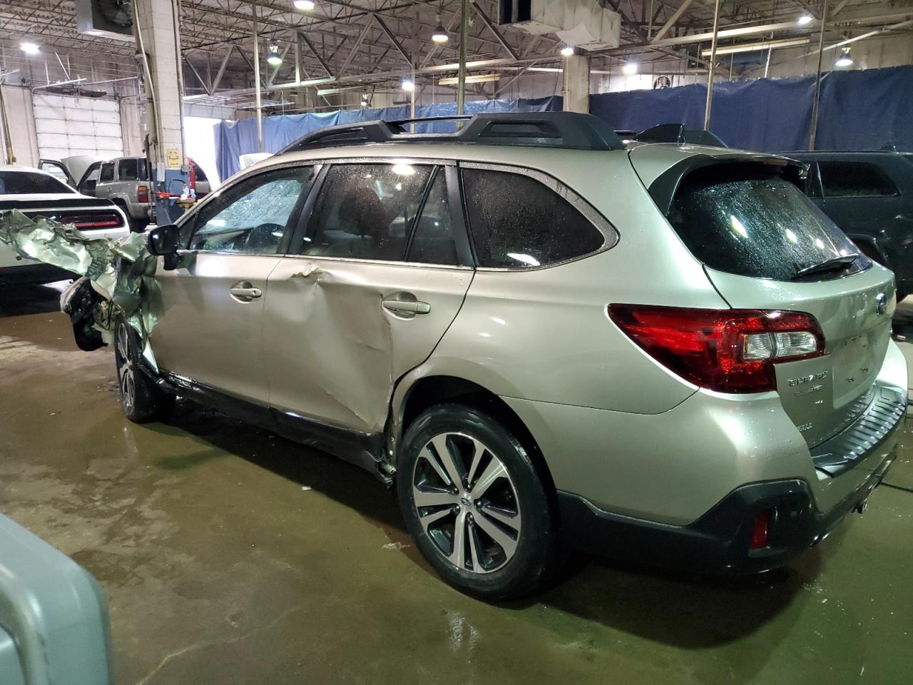 Photo 1 VIN: 4S4BSANC3K3376569 - SUBARU OUTBACK 