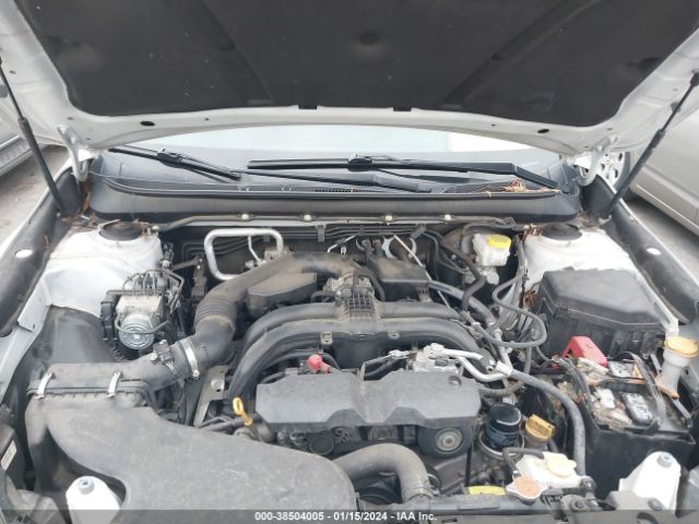 Photo 9 VIN: 4S4BSANC4J3350206 - SUBARU OUTBACK 