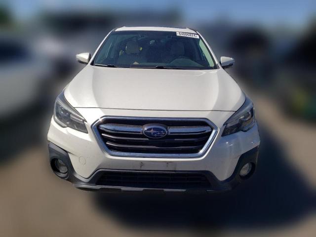 Photo 4 VIN: 4S4BSANC4J3364381 - SUBARU OUTBACK 