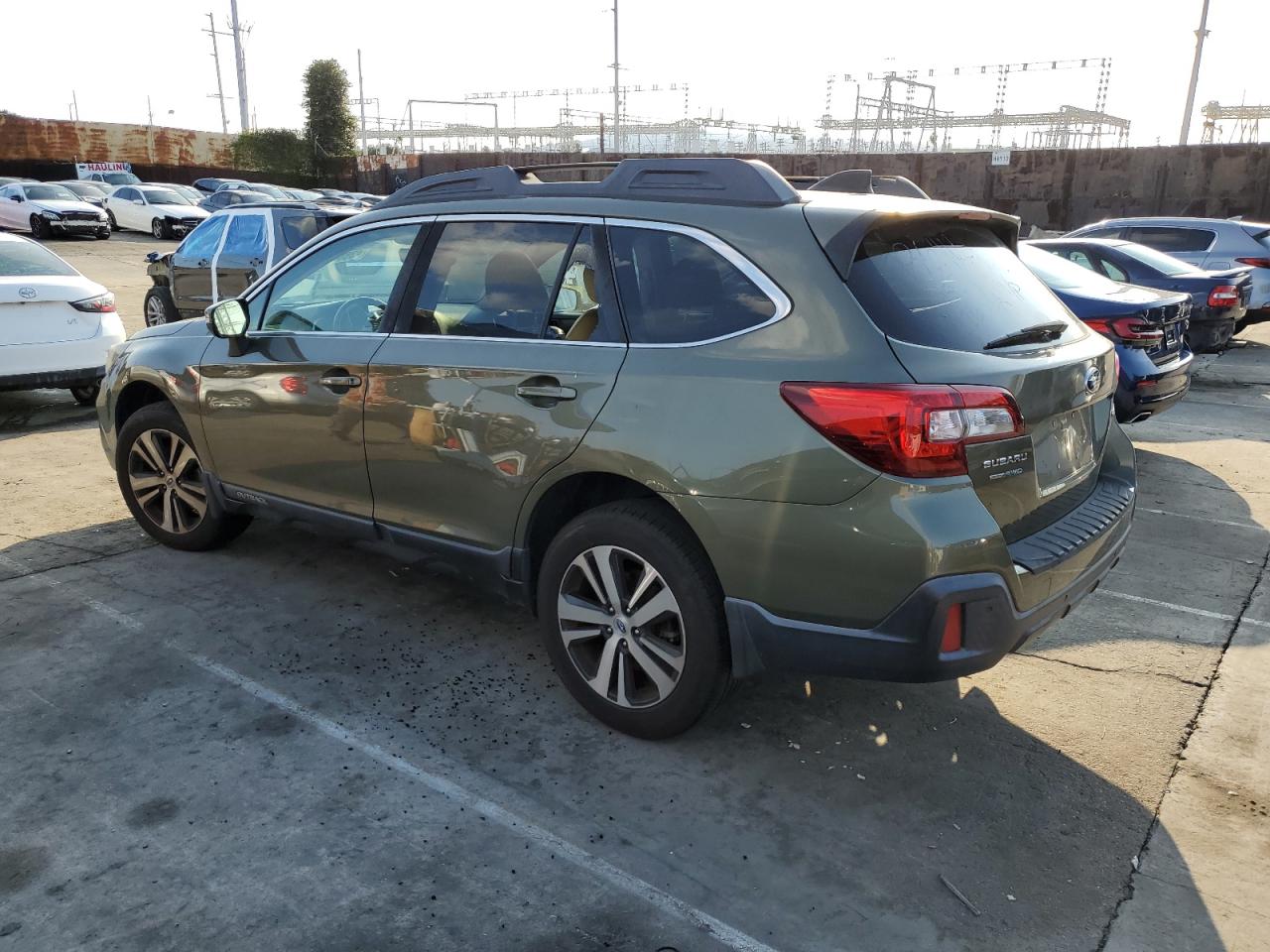 Photo 1 VIN: 4S4BSANC5K3336719 - SUBARU OUTBACK 