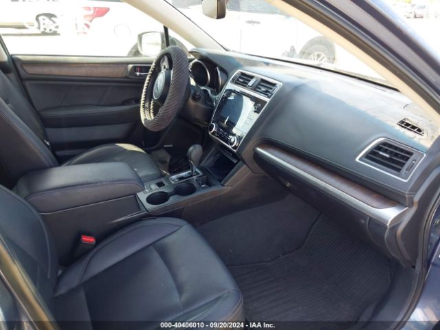 Photo 4 VIN: 4S4BSANC6J3208228 - SUBARU OUTBACK 