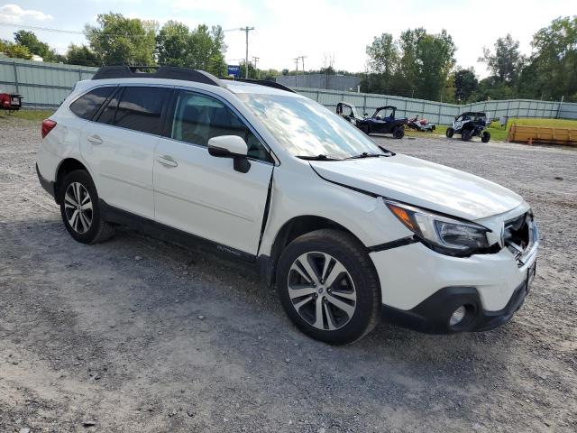 Photo 3 VIN: 4S4BSANC6J3261429 - SUBARU OUTBACK 2. 