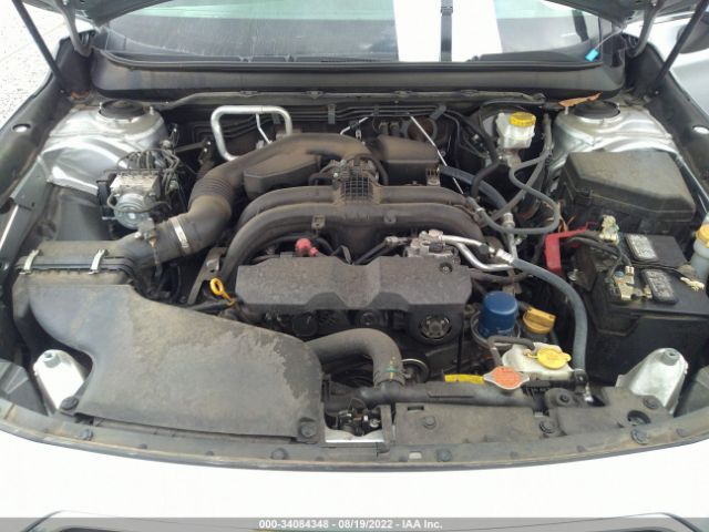 Photo 9 VIN: 4S4BSANC6J3384227 - SUBARU OUTBACK 