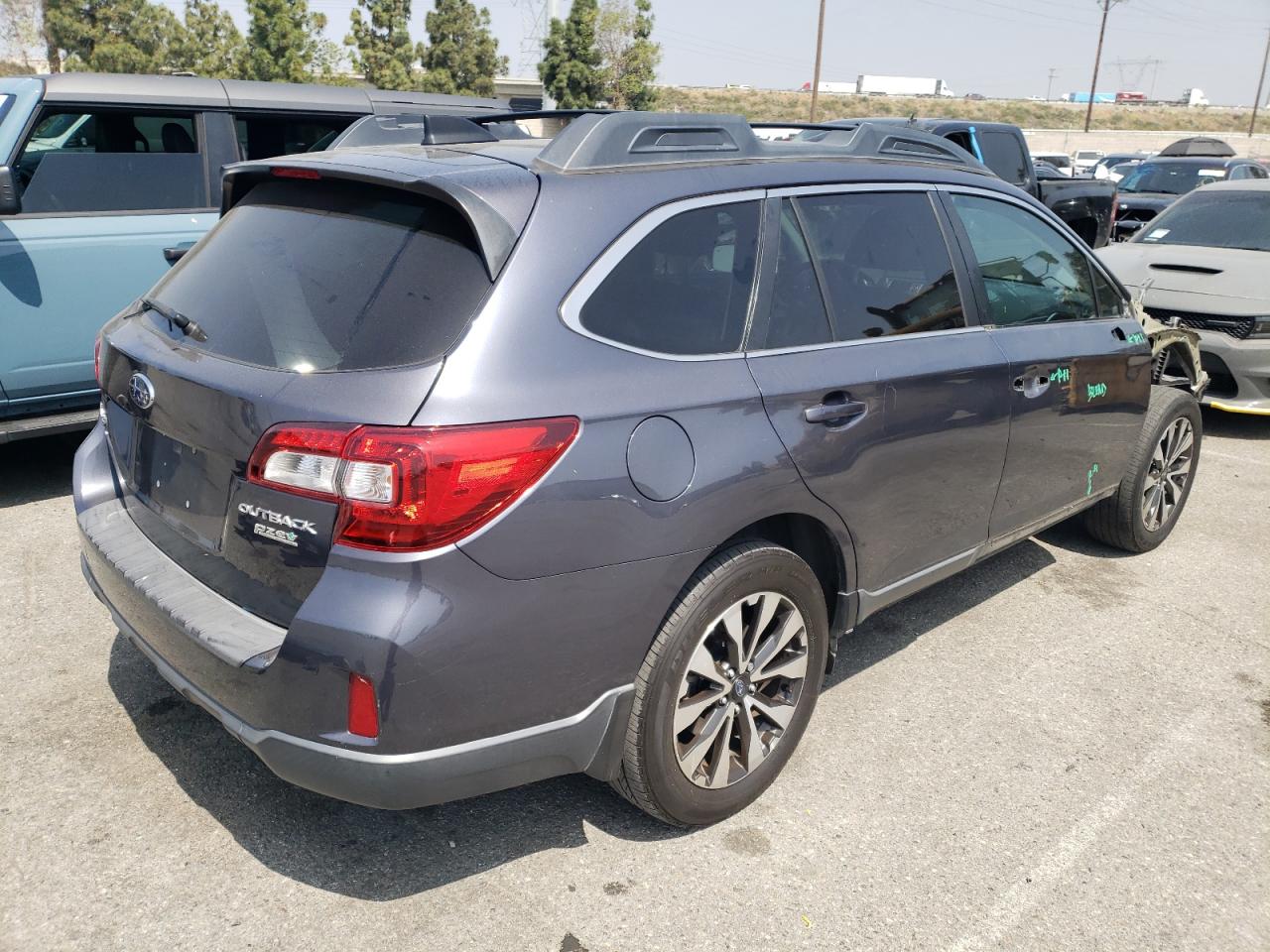 Photo 2 VIN: 4S4BSANC7G3203144 - SUBARU OUTBACK 