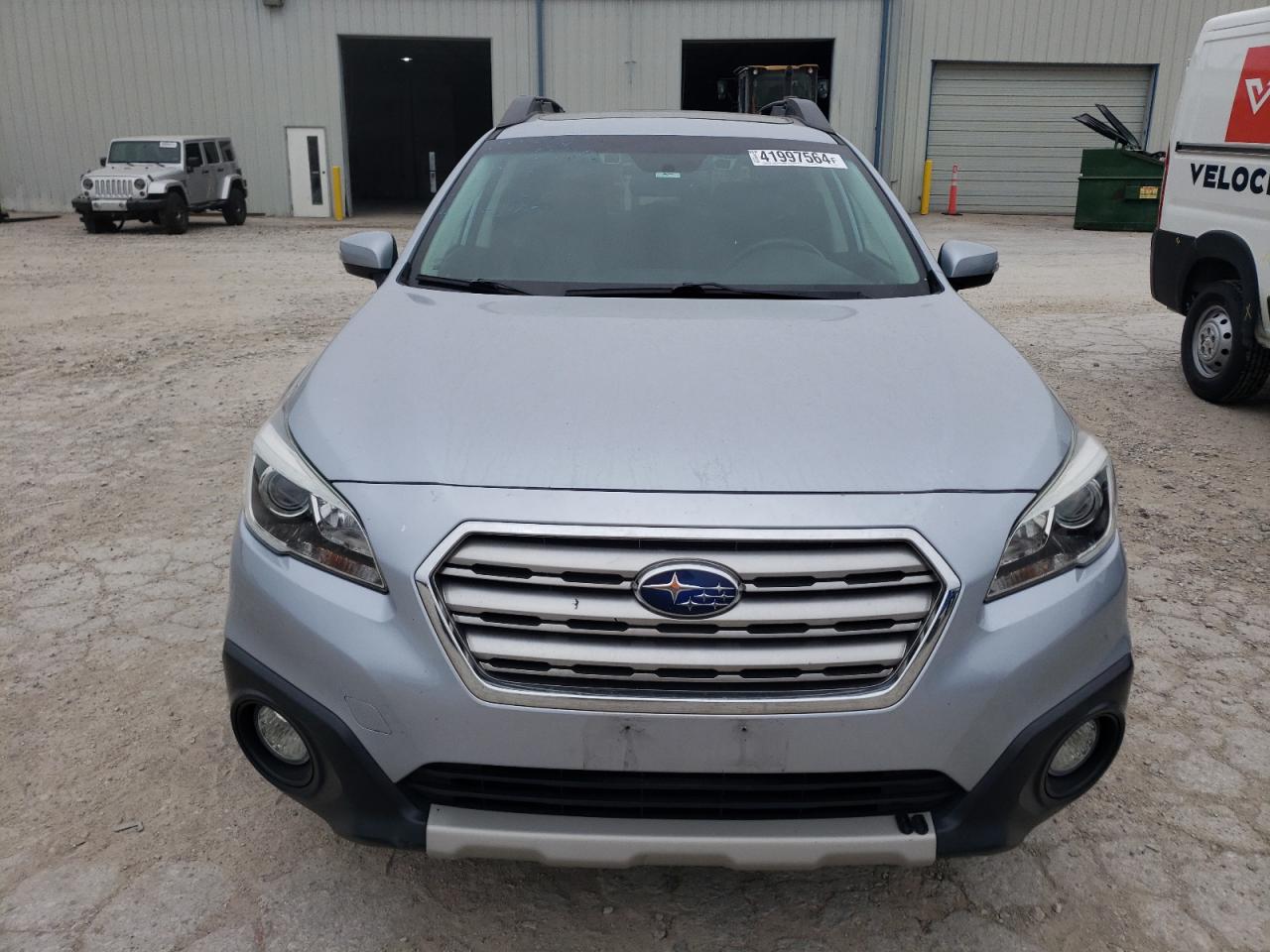 Photo 4 VIN: 4S4BSANC8F3281172 - SUBARU OUTBACK 