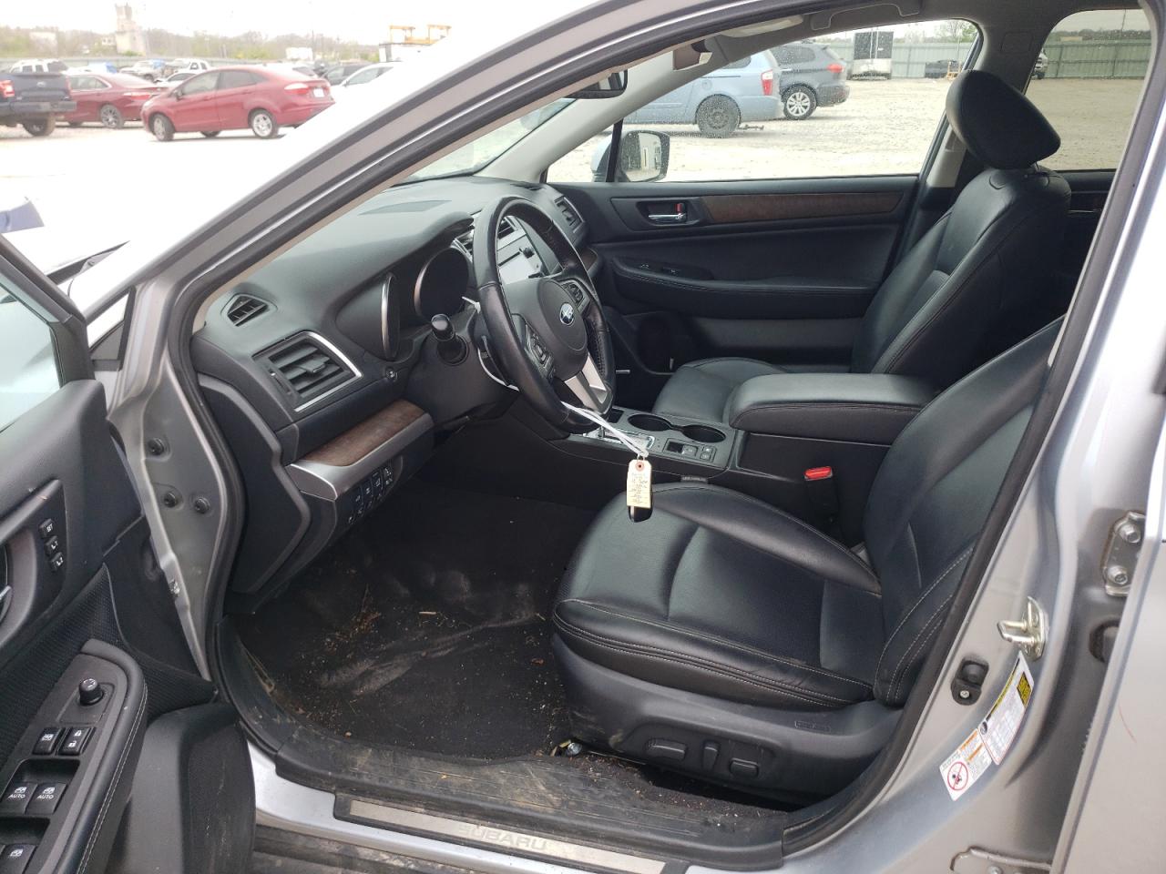 Photo 6 VIN: 4S4BSANC8F3281172 - SUBARU OUTBACK 