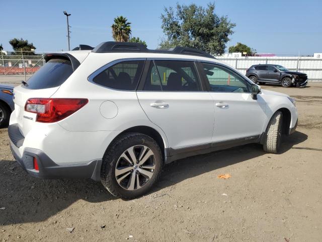 Photo 2 VIN: 4S4BSANC8J3257804 - SUBARU OUTBACK 