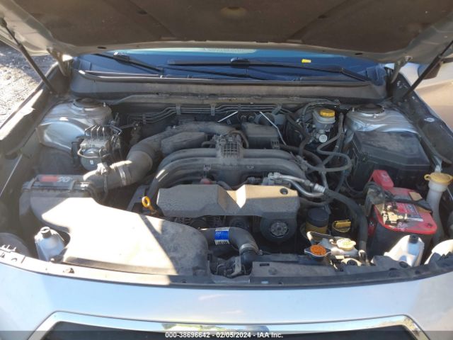 Photo 9 VIN: 4S4BSANC9F3278443 - SUBARU OUTBACK 