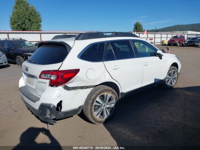 Photo 3 VIN: 4S4BSANC9J3211835 - SUBARU OUTBACK 