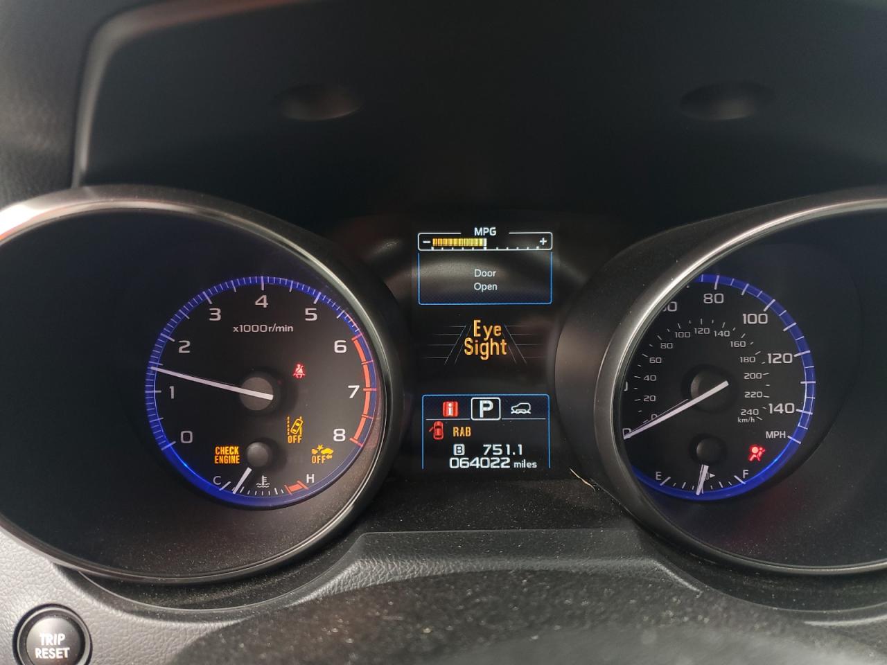 Photo 8 VIN: 4S4BSANC9J3255382 - SUBARU OUTBACK 