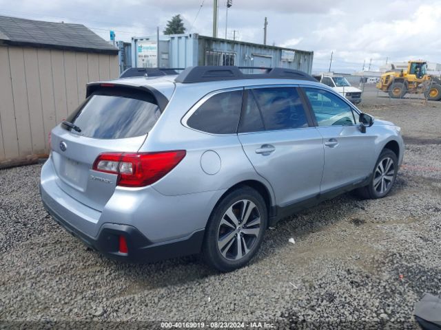 Photo 3 VIN: 4S4BSANC9J3358575 - SUBARU OUTBACK 