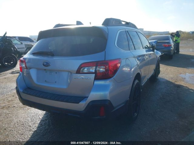 Photo 3 VIN: 4S4BSANC9J3363727 - SUBARU OUTBACK 