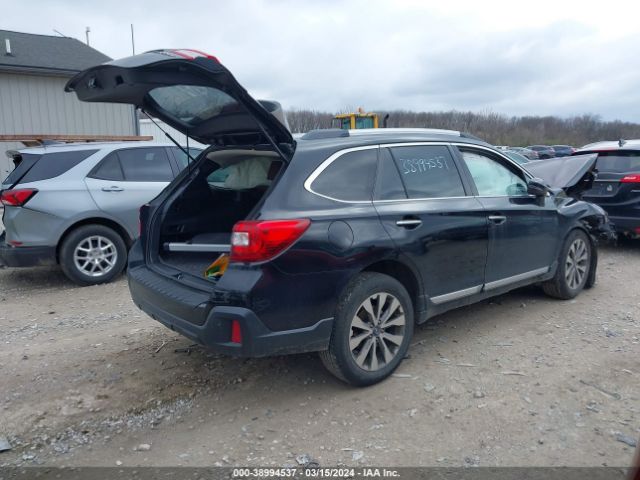 Photo 3 VIN: 4S4BSATC2J3247997 - SUBARU OUTBACK 